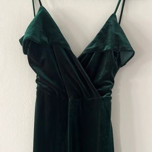 Lulu’s green velvet holiday jumpsuit